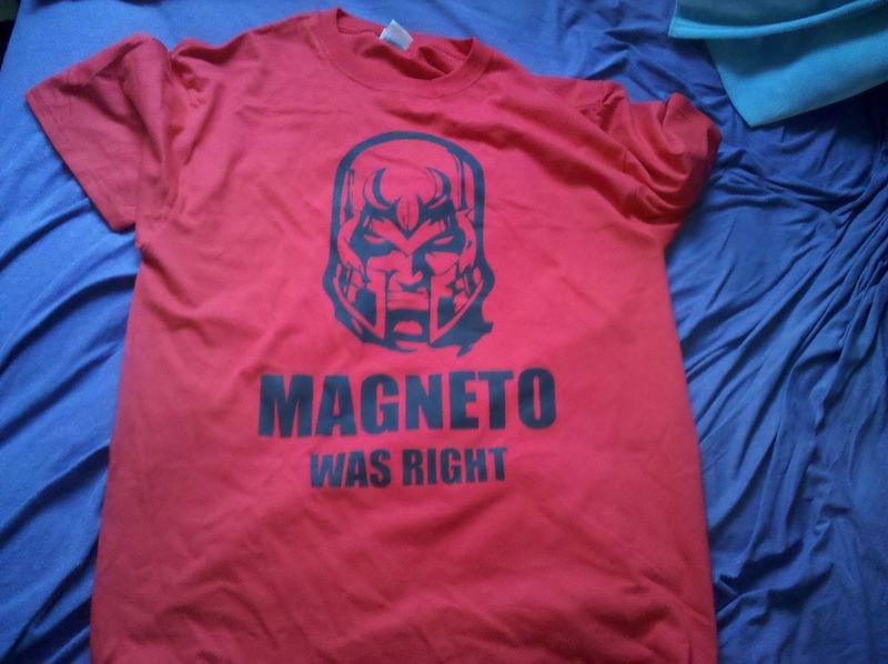 File:Shirt.jpg