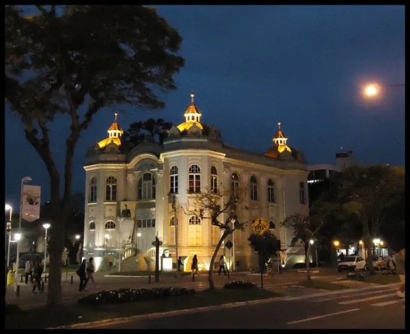 Elíiso-konde-itajaí.webp