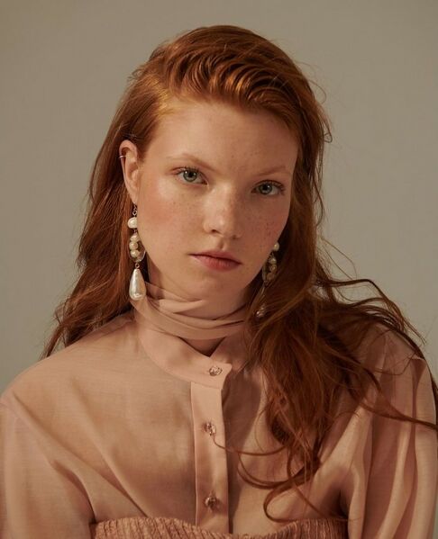 File:Julie.jpg
